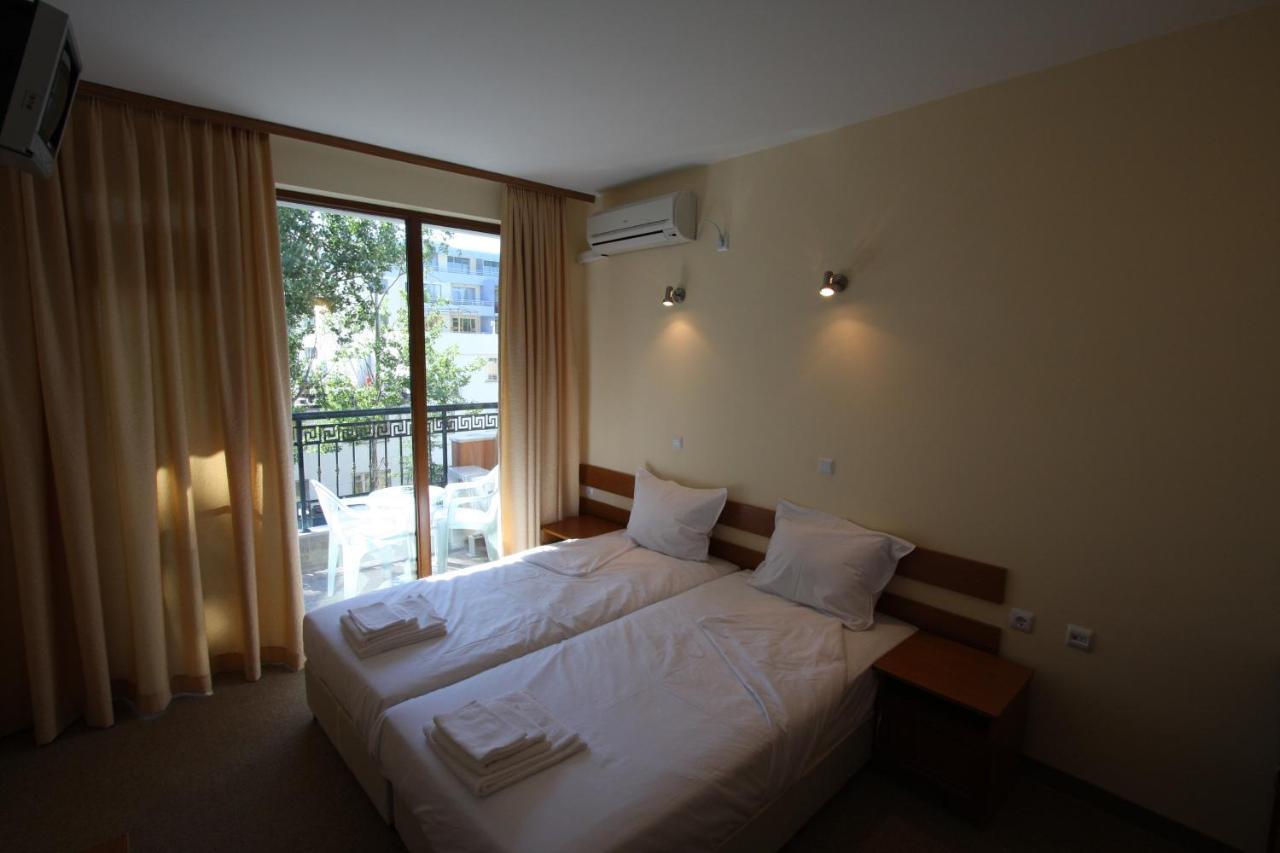 סאני ביץ' Family Hotel Deykin מראה חיצוני תמונה