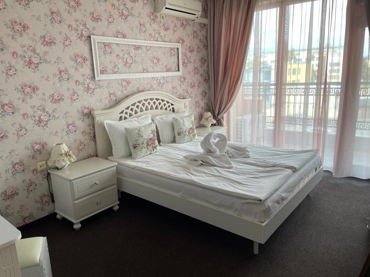 סאני ביץ' Family Hotel Deykin מראה חיצוני תמונה
