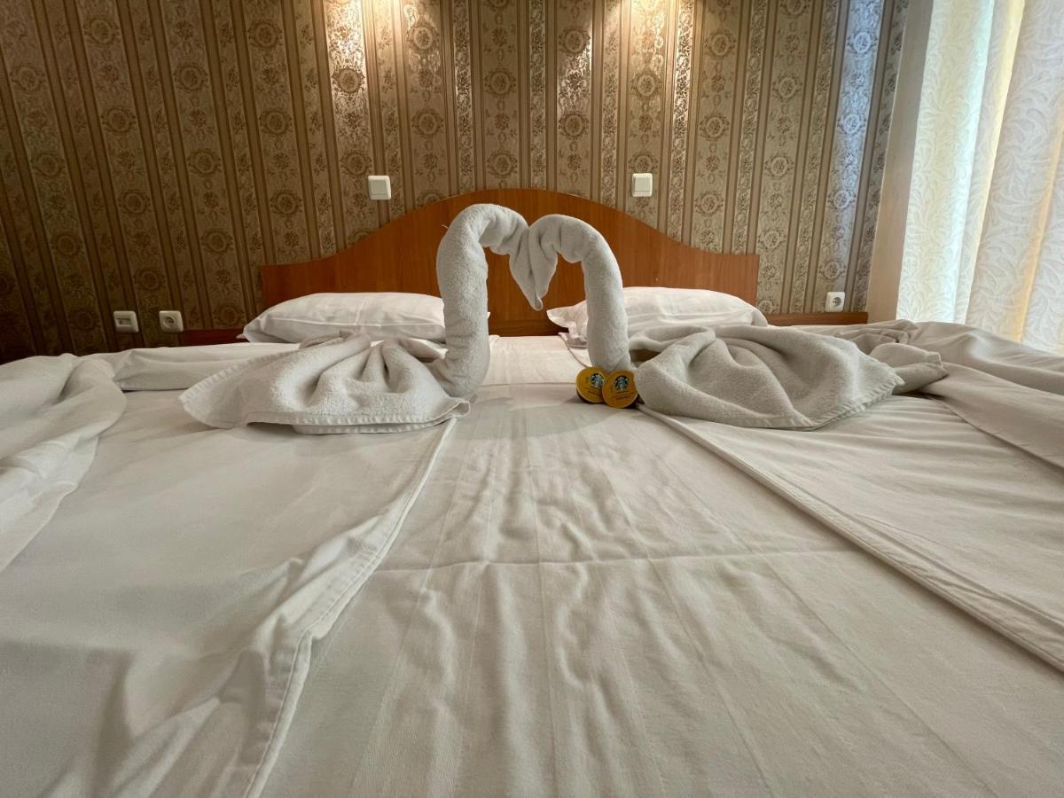 סאני ביץ' Family Hotel Deykin מראה חיצוני תמונה