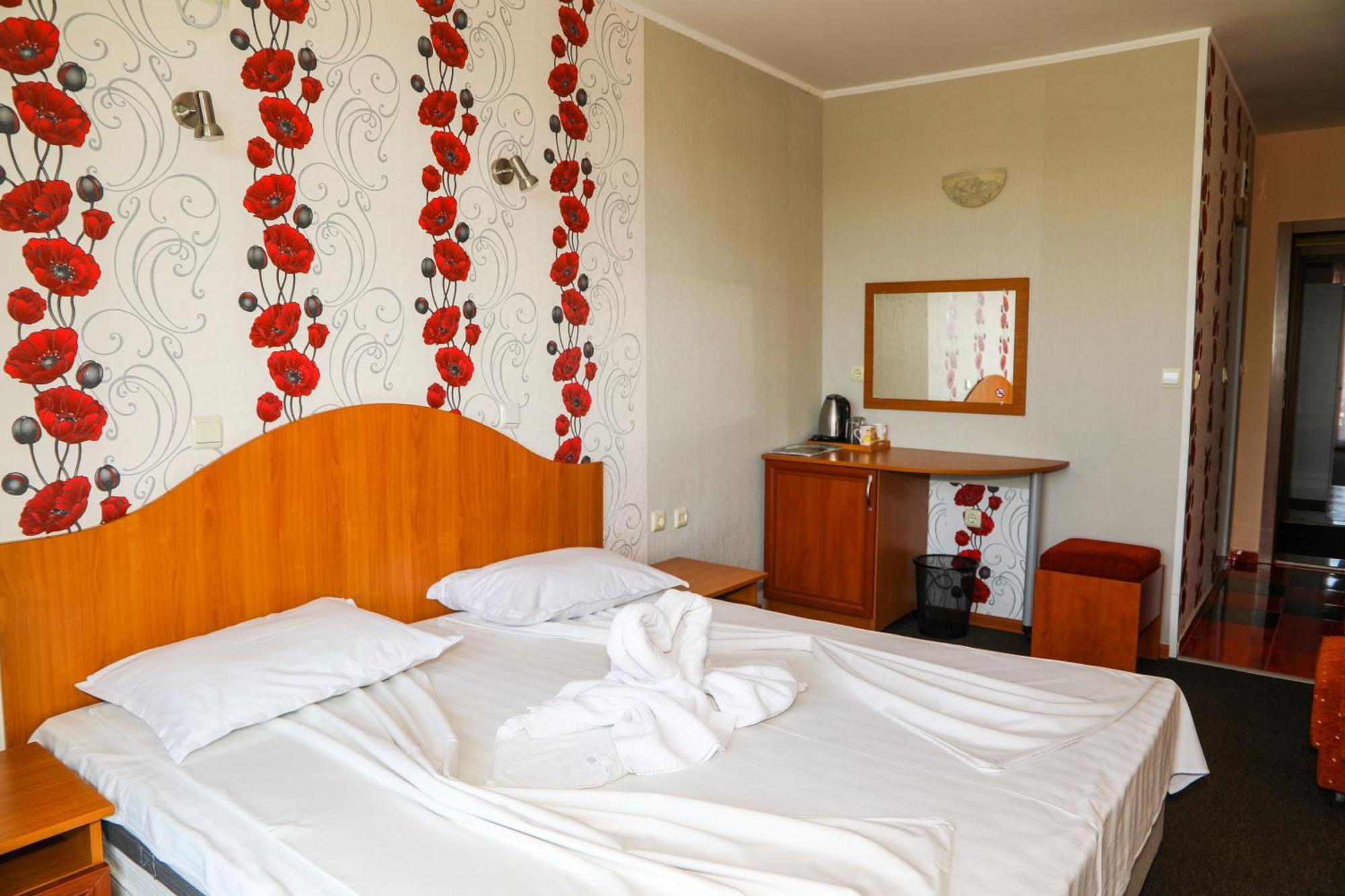 סאני ביץ' Family Hotel Deykin מראה חיצוני תמונה