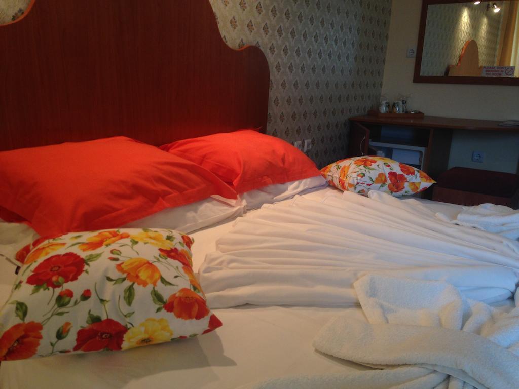 סאני ביץ' Family Hotel Deykin חדר תמונה